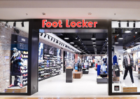 Foot Locker: Τα κέρδη του β' τριμήνου ξεπέρασαν κατά πολύ τις εκτιμήσεις