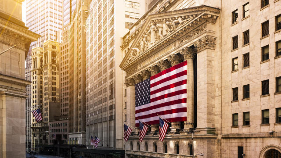 Τα hedge funds έχουν κερδίσει περισσότερα από 7 δισ. δολάρια από το σορτάρισμα τραπεζών