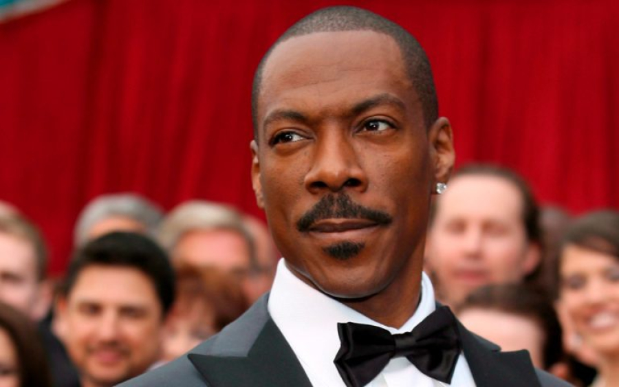 Ο Έντι Μέρφι σε συζητήσεις για τον ρόλο του επιθεωρητή Κλουζώ σε νέα εκδοχή του «Pink Panther»