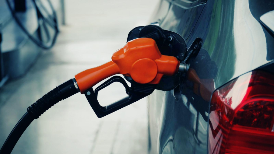 Βενζινοπώλες: Οι μεγάλες αποκλίσεις στις τιμές πρέπει να υποψιάζουν τον καταναλωτή