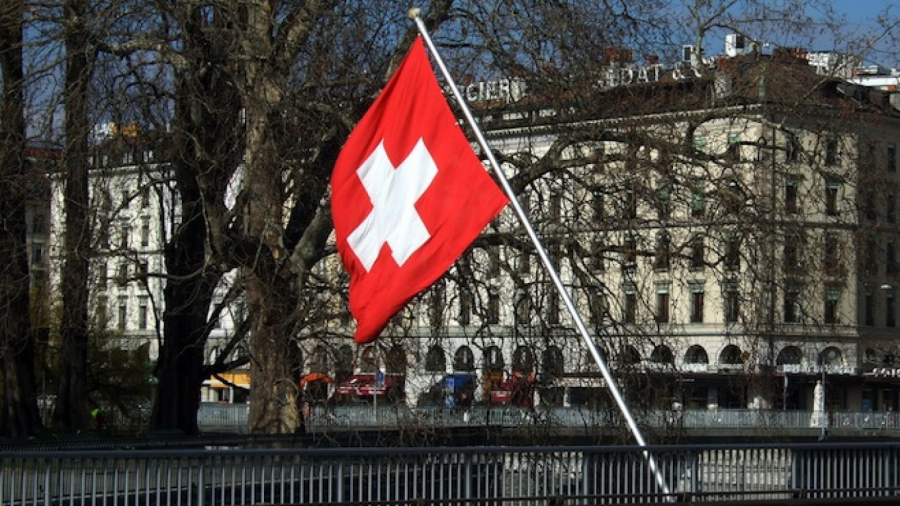 Ελβετία: Μέτρα εναντίον στοχευμένων Ρώσων - Δεν υιοθέτησε τις κυρώσεις της ΕΕ