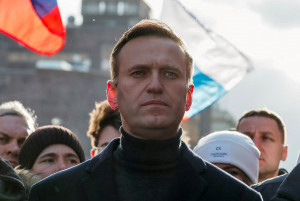 Στενός σύμμαχος του αντιπολιτευόμενου Αλεξέι Ναβάλνι μπήκε σε λίστα καταζητουμένων