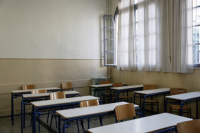 Θεσσαλονίκη: Κατέρρευσε η ψευδοροφή σε σχολική αίθουσα