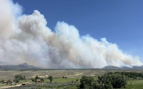 «Παραμένει ενεργή» πυρκαγιά σπάνιας έντασης στη Γαλλία