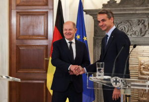 Συνάντηση Μητσοτάκη – Σολτς την Τρίτη στην Καγκελαρία