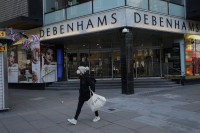 Debenhams: Στις 15 Μαΐου κλείνει και τα τελευταία της καταστήματα