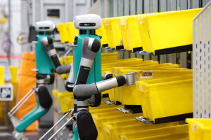 Αmazon: Ανθρωποειδή ρομπότ στις αποθήκες της