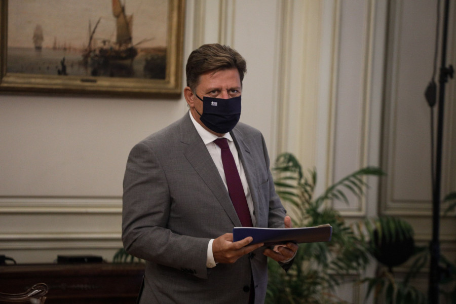 Μήνυμα Βαρβιτσιώτη για τα 80 χρόνια από την εισβολή των γερμανικών στρατευμάτων στην Αθήνα