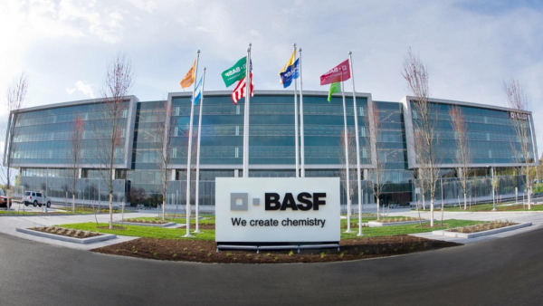 BASF: Η γερμανική εταιρεία χημικών, γυρίζει «την πλάτη της» στην Ευρώπη