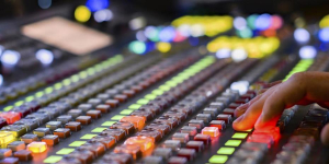 Δημοσιογραφικές Ενώσεις: 24ωρη απεργία την Τρίτη στους ιδιωτικούς τηλεοπτικούς σταθμούς