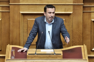 Στ. Παραστατίδης: Ποιος πραγματικά παλινωδεί;