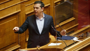 Παραίτηση του πρωθυπουργού ζητά ο Τσίπρας - Ας τολμήσει να κάνει πρόταση μομφής, λέει ο Οικονόμου