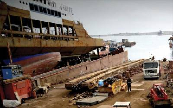 Τέσσερις συλλήψεις για το εργατικό δυστύχημα στο Πέραμα