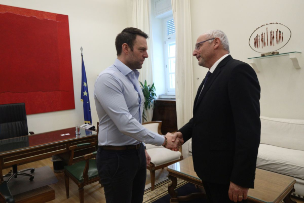 Στέφανος Κασσελάκης προς τον Πρέσβη του Ισραήλ: Άμεση κατάπαυση πυρός στη Γάζα