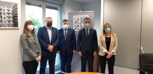 Συνάντηση Χαρίτση - Φάμελλου με Επιτροπή Ανταγωνισμού: Κρίσιμος ο ρόλος των ελεγκτικών αρχών