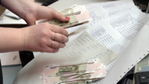 Ρωσία: Οι τράπεζες ανέστειλαν πληρωμές 188.300 δανείων σε στρατιωτικούς