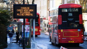 Μ. Βρετανία: Νέα μέτρα σε οκτώ περιοχές λόγω ινδικής μετάλλαξης