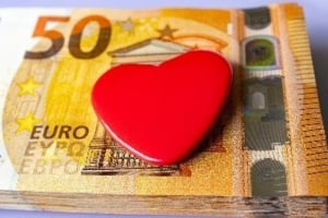 Έρευνα Focus Bari: Τρεις στους 5 Έλληνες θεωρούν ότι και οι δύο σύντροφοι πρέπει να διατηρούν οικονομική ανεξαρτησία