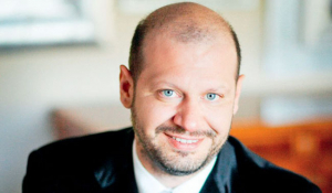 Ο πρώην μέτοχος και βασικός συντελεστής της αξιοζήλευτης πορείας της ελληνικής εταιρείας Pharmaten, Βασίλης Κάτσος..