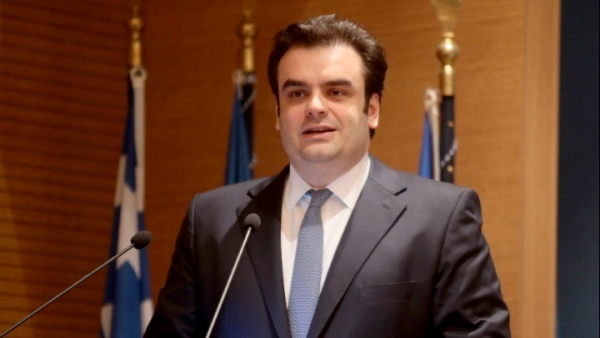 Πιερρακάκης: Στο 1,5 δισ. ευρώ ο δημοσιονομικός χώρος για το 2026