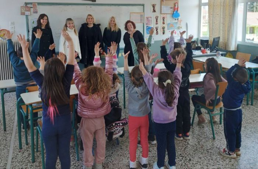 Anytime: Παρέδωσε το ανακαινισμένο Δημοτικό Σχολείο στο Μεγάλο Μοναστήρι του Δήμου Κιλελέρ