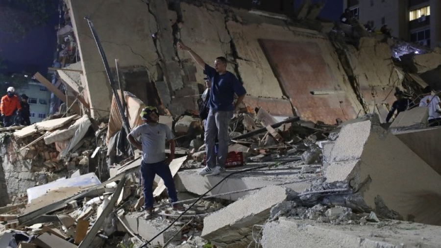 Βενεζουέλα: Δυο ισχυροί σεισμοί, 7,2 και 7,5 βαθμών - Δεκάδες νεκροί, καταστροφές και πανικός