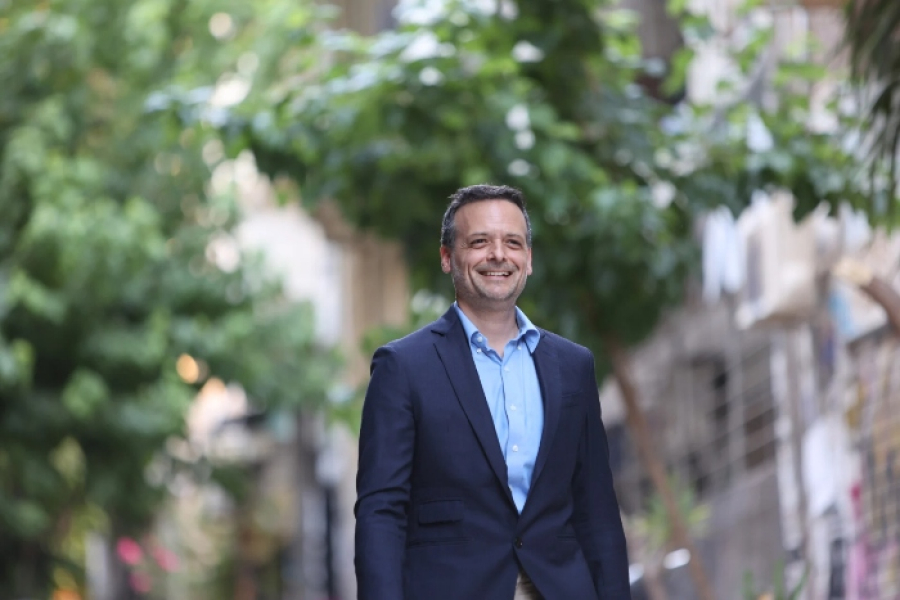 Ανατροπή με νίκη Δούκα δείχνουν τα πρώτα αποτελέσματα στο Δήμο Αθήνας