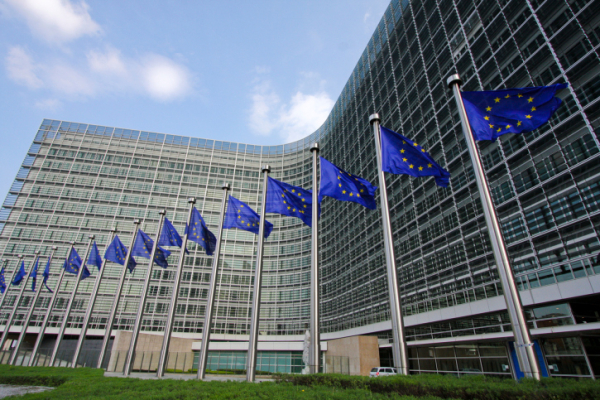 Η Ευρωπαϊκή Επιτροπή ξεκινάει έρευνα για την κινεζική αγορά ιατρικού εξοπλισμού