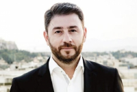Ανδρουλάκης: «Ίσες αποστάσεις» τηρούν η ΝΔ και ο ΣΥΡΙΖΑ