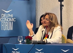 Η Ε. Τσατσαρωνάκη μίλησε για την ιστορία της εταιρείας «Το Μάννα» στο Φόρουμ των Δελφών