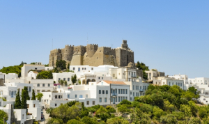 Ποιο ελληνικό νησί «αποθεώνει» η γαλλική εφημερίδα Le Figaro