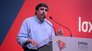 Ξανθός προς Πλεύρη: Να δοθούν εξηγήσεις για τους διασωληνωμένους εκτός ΜΕΘ