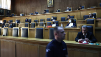 Ειδικό Δικαστήριο: «Έφευγαν φάκελοι και τσάντες με χρήματα από το γραφείο» κατέθεσε η γραμματέας του Καλογρίτσα