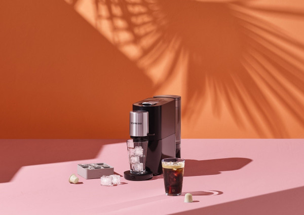 Η Nespresso επαναπροσδιορίζει τον freddo στο σπίτι