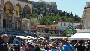 Πώς η κλιματική αλλαγή αναδιαμορφώνει τον τουρισμό στην Ελλάδα και διεθνώς