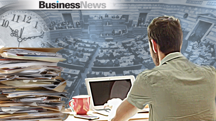 Ψηφίστηκε το ν/σ για τηλεργασία στο δημόσιο και 5 υπουργικές τροπολογίες