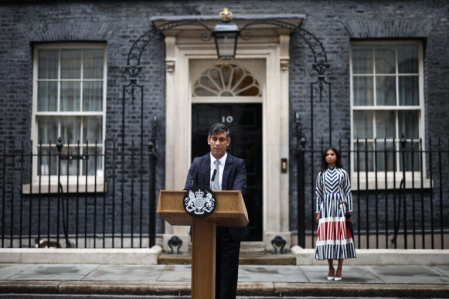 Ρίσι Σούνακ: Ζητώ συγγνώμη από τους πολίτες