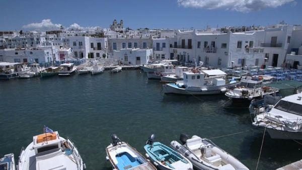 Δυναμική εκκίνηση της Πάρου τη φετινή τουριστική χρονιά