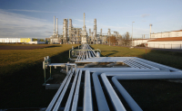 Πετρέλαιο: Μικρές οι μεταβολές στην τιμή του - ΗΑΕ και Σαουδική Αραβία προσπαθούν να «ηρεμήσουν την αγορά»