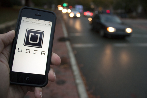 Uber και Momenta σε δοκιμές αυτόνομων ρομποταξί στο Μόναχο το 2026