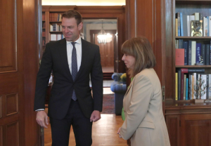 Συνάντηση της ΠτΔ με τον πρόεδρο του ΣΥΡΙΖΑ, Στέφανο Κασσελάκη