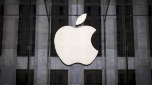 Apple και HELLENiQ ENERGY συμπράττουν για φωτοβολταϊκό 110 MW