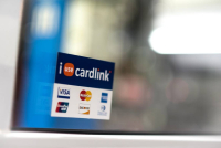 Cardlink: Μικρή αύξηση 5% η αγοραστική κίνηση την περίοδο των εορτών