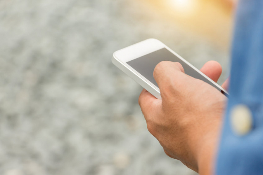 Με τροπολογία λύνεται η εμπλοκή στην αποστολή μηνυμάτων με ενημερωτικό χαρακτήρα