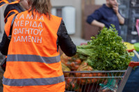 «Μπορούμε στη Λαϊκή»: Σε κοινωφελείς φορείς 500.000 κιλά φρούτα και λαχανικά