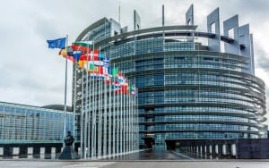 Ευρωκοινοβούλιο: Εγκρίθηκε ψήφισμα για τροποιήσεις των Συνθηκών της ΕΕ