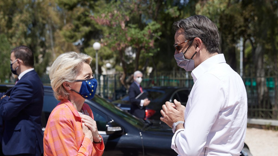 Δείπνο στην πρόεδρο της Κομισιόν θα παραθέσει ο πρωθυπουργός