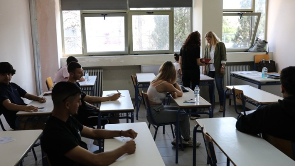 Πανελλαδικές 2023: Για τις μορφές και τα οφέλη του εθελοντισμού κλήθηκαν να γράψουν οι υποψήφιοι των ΕΠΑΛ