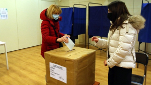 Κύπρος: Χριστοδουλίδης και Μαυρογάννης θα αναμετρηθούν στον β&#039; γύρο προεδρικών εκλογών