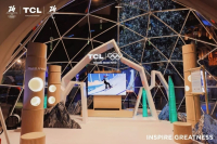 TLC: Συμμετοχή στην τελετή φωταγώγησης του χριστουγεννιάτικου δέντρου στο Μιλάνο